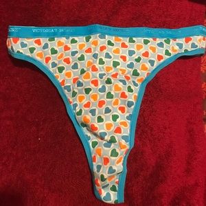VS Low Rise thongs